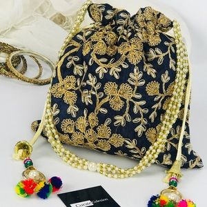 Boho Chic Embroidered Drawstring Clutch Bag
